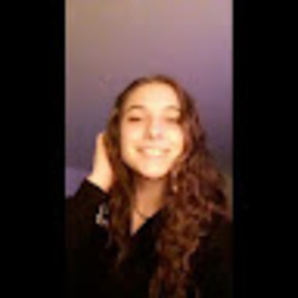 Meet your Posher, Carolyn - Picture 1 of 1